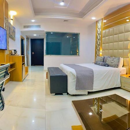 Caesar'S Luxury Hotel Лекки Экстерьер фото
