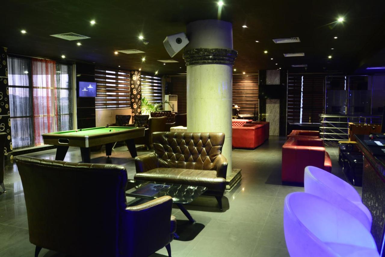 Caesar'S Luxury Hotel Лекки Экстерьер фото