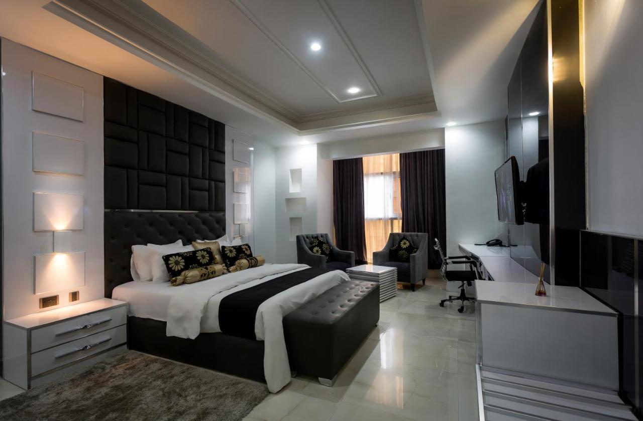 Caesar'S Luxury Hotel Лекки Экстерьер фото